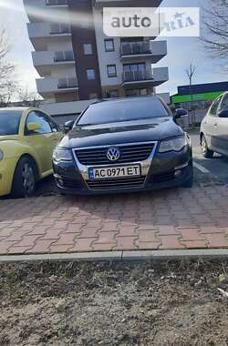 Универсал Volkswagen Passat 2006 в Владимир-Волынском