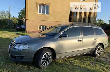 Универсал Volkswagen Passat 2008 в Яворове