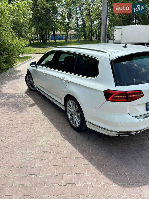 Универсал Volkswagen Passat 2018 в Ровно