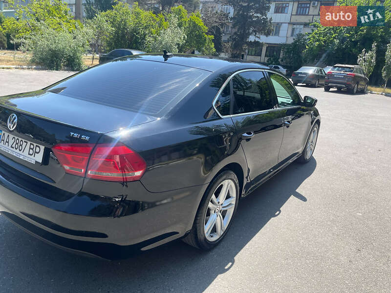 Седан Volkswagen Passat 2014 в Києві