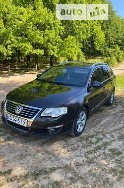 Універсал Volkswagen Passat 2005 в Вінниці