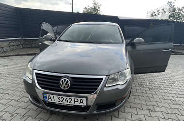 Седан Volkswagen Passat 2008 в Ірпені