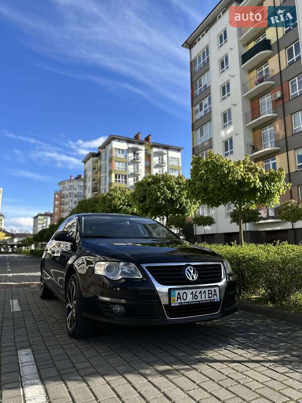 Седан Volkswagen Passat 2009 в Івано-Франківську