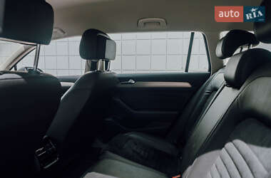 Універсал Volkswagen Passat 2017 в 