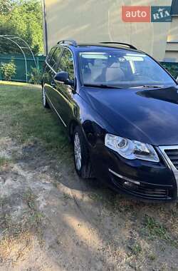 Универсал Volkswagen Passat 2010 в Львове
