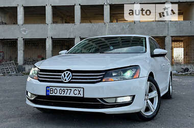 Седан Volkswagen Passat 2012 в Тернополе