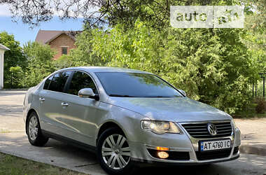 Седан Volkswagen Passat 2009 в Калуші