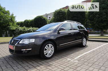 Volkswagen Passat 2010