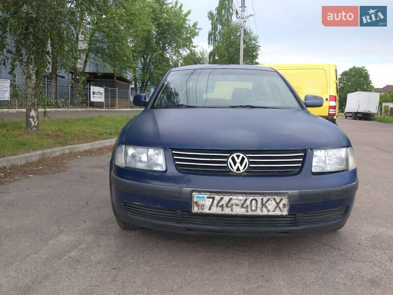 Седан Volkswagen Passat 1998 в Борисполе