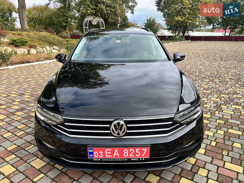 Універсал Volkswagen Passat 2019 в Києві