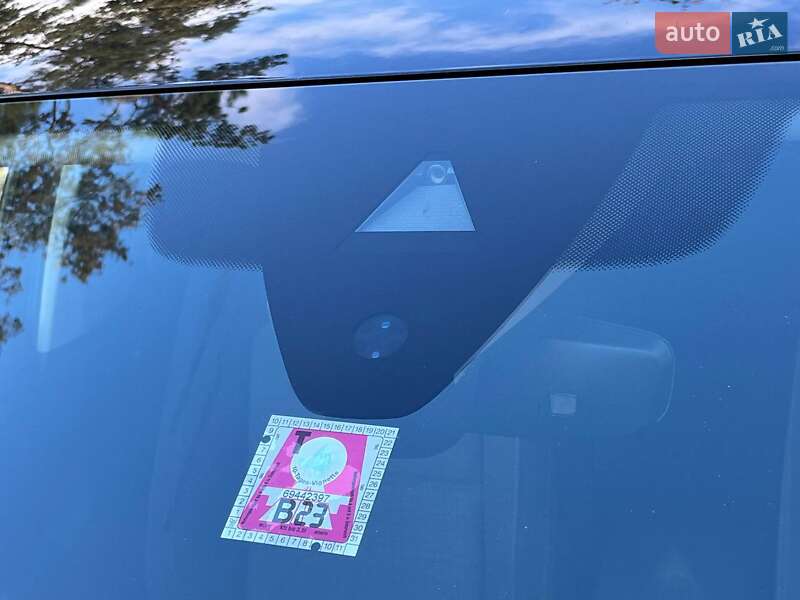 Універсал Volkswagen Passat 2019 в Києві