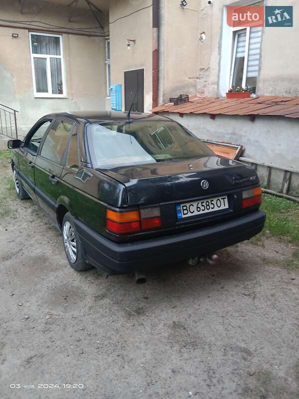 Volkswagen Passat 1992