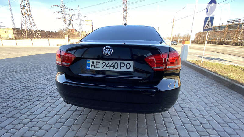 Седан Volkswagen Passat 2014 в Кривом Роге