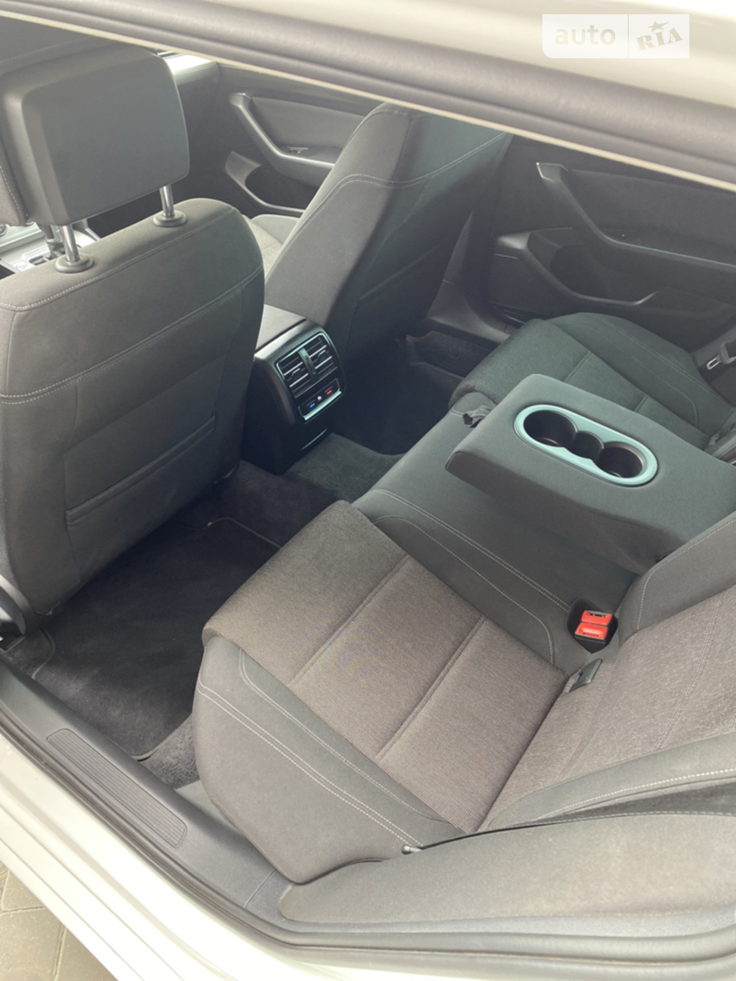 2018 Volkswagen Passat - мініатюра 17