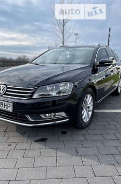 Універсал Volkswagen Passat 2010 в Мукачевому