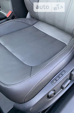 Седан Volkswagen Passat 2020 в 