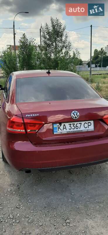Седан Volkswagen Passat 2014 в Києві