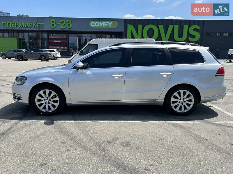 Універсал Volkswagen Passat 2011 в Києві