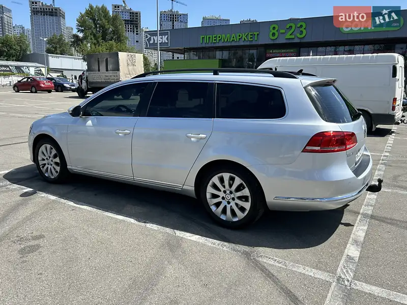 Volkswagen Passat 2011 VIN WVWZZZ3CZCE079010 фото оголошення 7 з 132