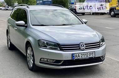 Volkswagen Passat 2011