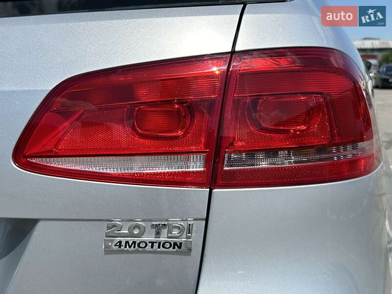 Універсал Volkswagen Passat 2011 в Києві