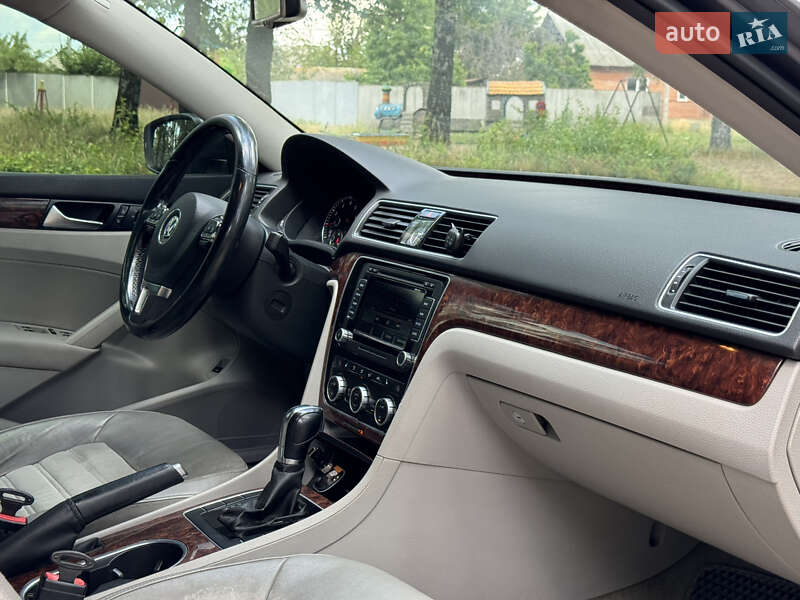 Седан Volkswagen Passat 2013 в Ахтырке