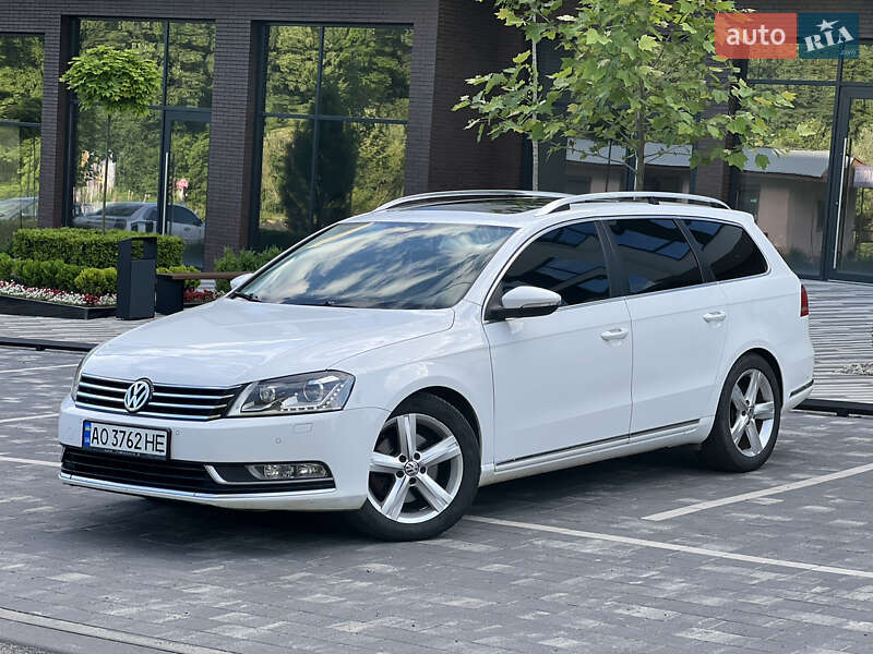 Универсал Volkswagen Passat 2011 в Ужгороде