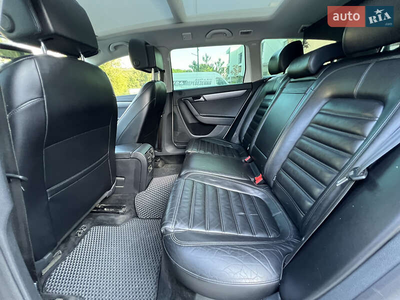 Универсал Volkswagen Passat 2011 в Ужгороде