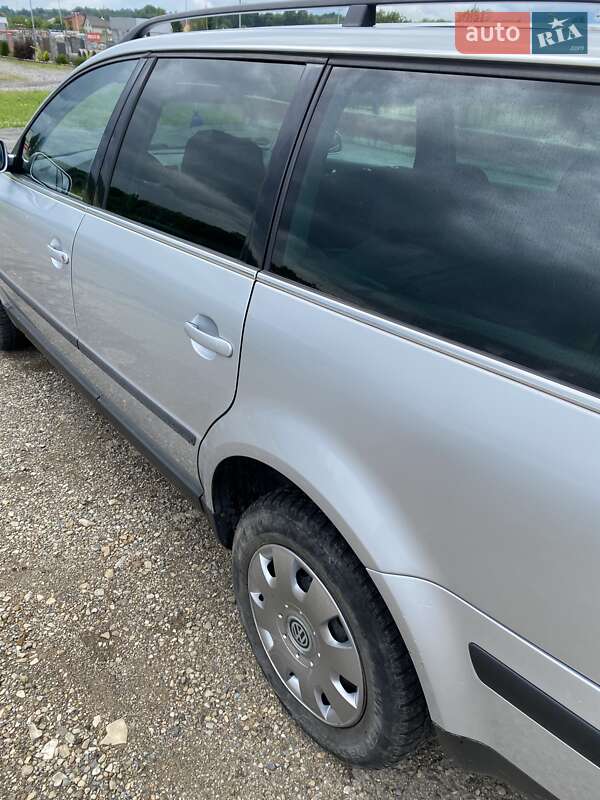 Универсал Volkswagen Passat 2002 в Самборе