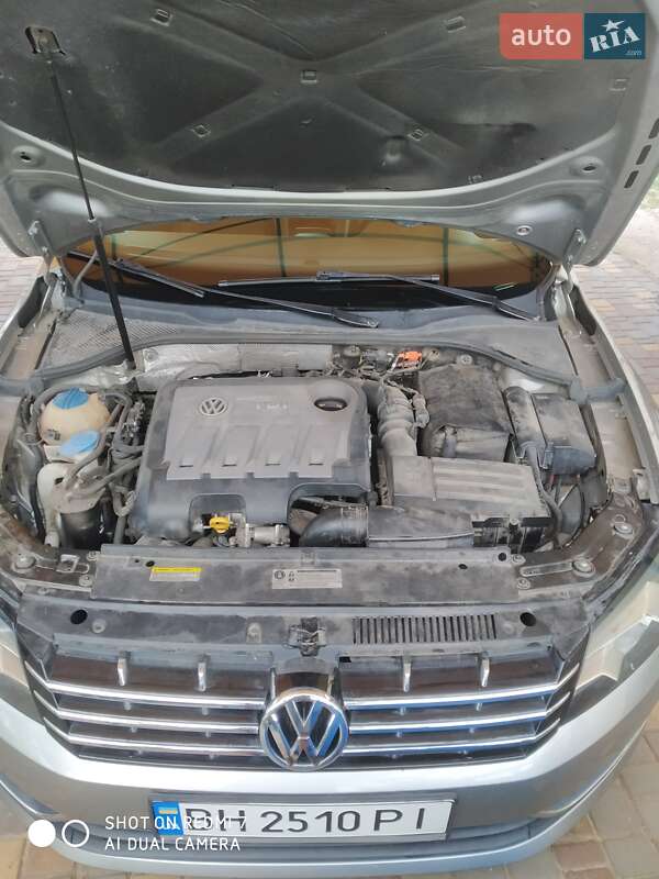 Седан Volkswagen Passat 2013 в Одесі