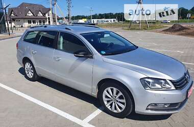 Універсал Volkswagen Passat 2014 в Луцьку