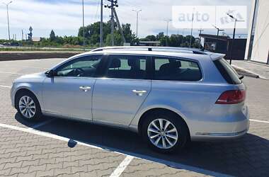 Універсал Volkswagen Passat 2014 в Луцьку