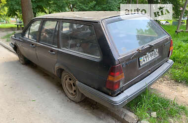 Універсал Volkswagen Passat 1986 в Нововолинську