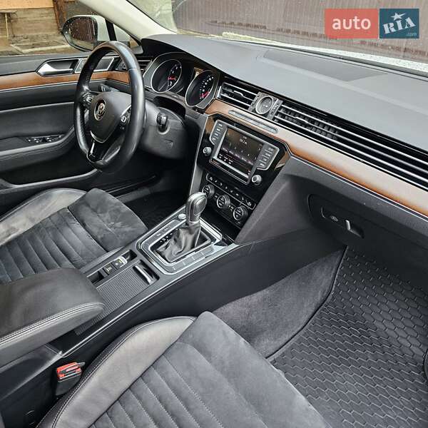 Седан Volkswagen Passat 2016 в Каменец-Подольском