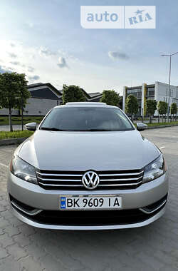 Volkswagen Passat 2012