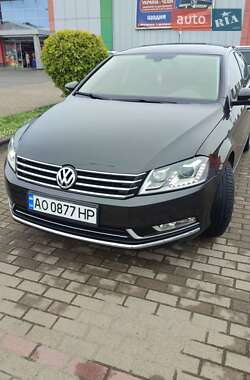 Седан Volkswagen Passat 2011 в Виноградове