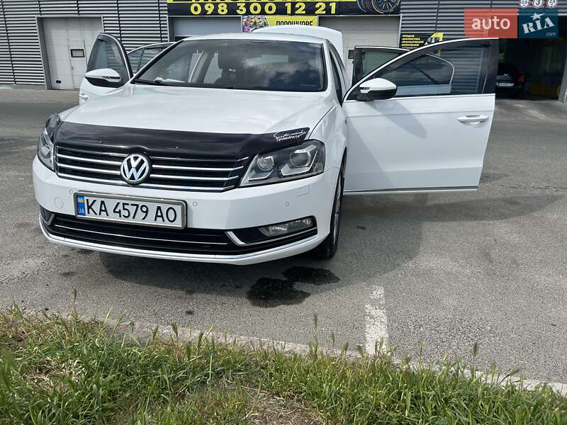 Volkswagen Passat 2011