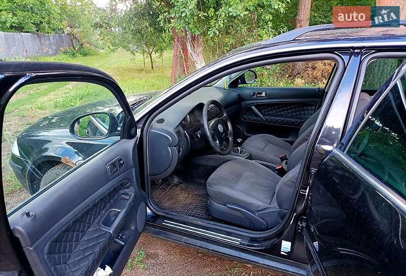 Универсал Volkswagen Passat 2004 в Харькове