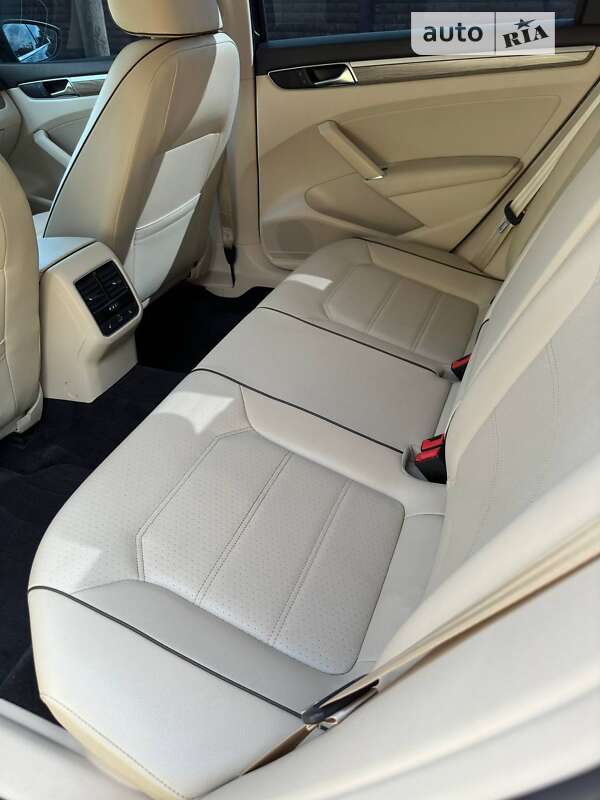Седан Volkswagen Passat 2016 в Харькове фото 8 Седан Volkswagen Passat 2016 в Харькове