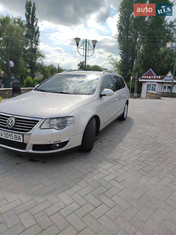 Универсал Volkswagen Passat 2007 в Киеве