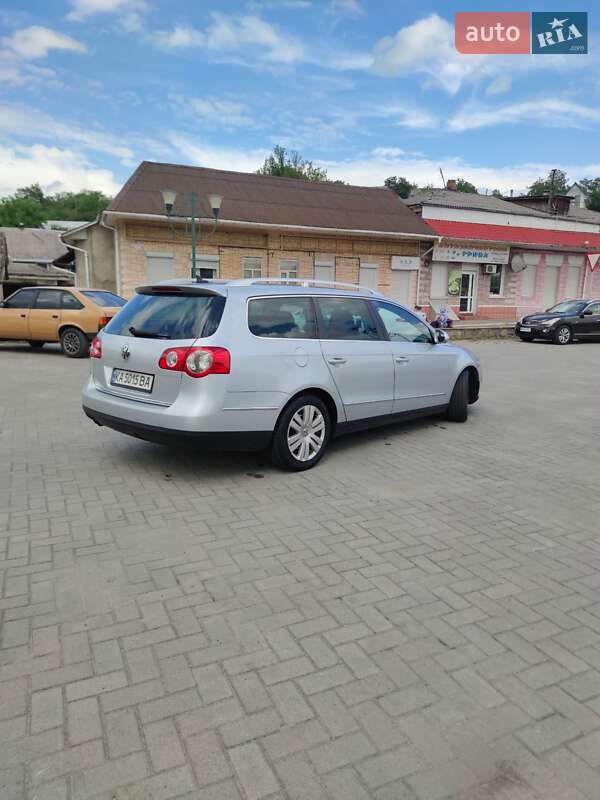 Универсал Volkswagen Passat 2007 в Киеве