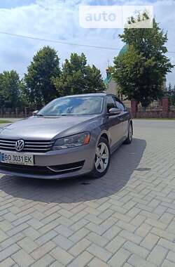 Седан Volkswagen Passat 2012 в Тернополе