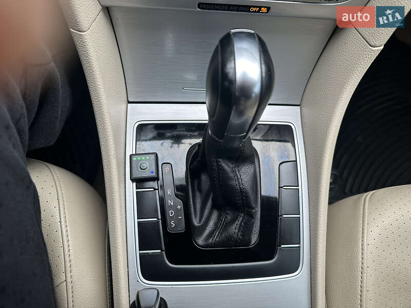 Седан Volkswagen Passat 2013 в Сумах