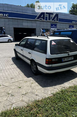 Универсал Volkswagen Passat 1992 в Николаеве