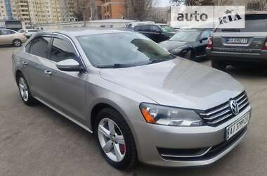 Седан Volkswagen Passat 2011 в Киеве