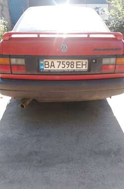 Седан Volkswagen Passat 1989 в Жовтих Водах