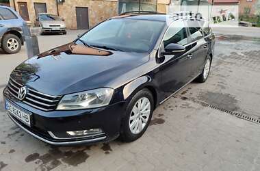 Універсал Volkswagen Passat 2012 в Львові