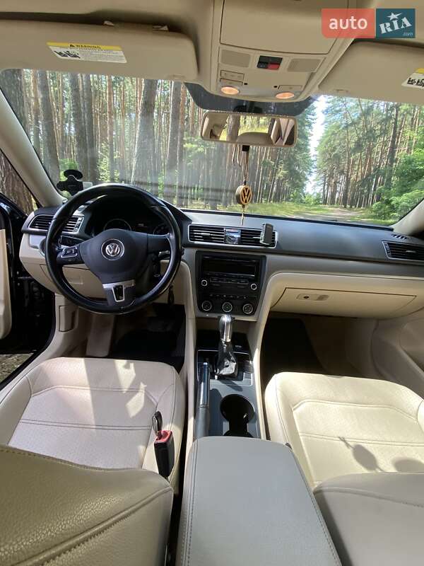 Седан Volkswagen Passat 2014 в Недригайліву