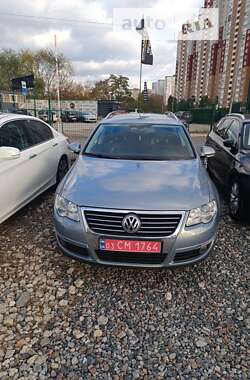 Универсал Volkswagen Passat 2008 в Киеве