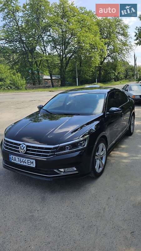 Седан Volkswagen Passat 2016 в Киеве фото 11 Седан Volkswagen Passat 2016 в Киеве